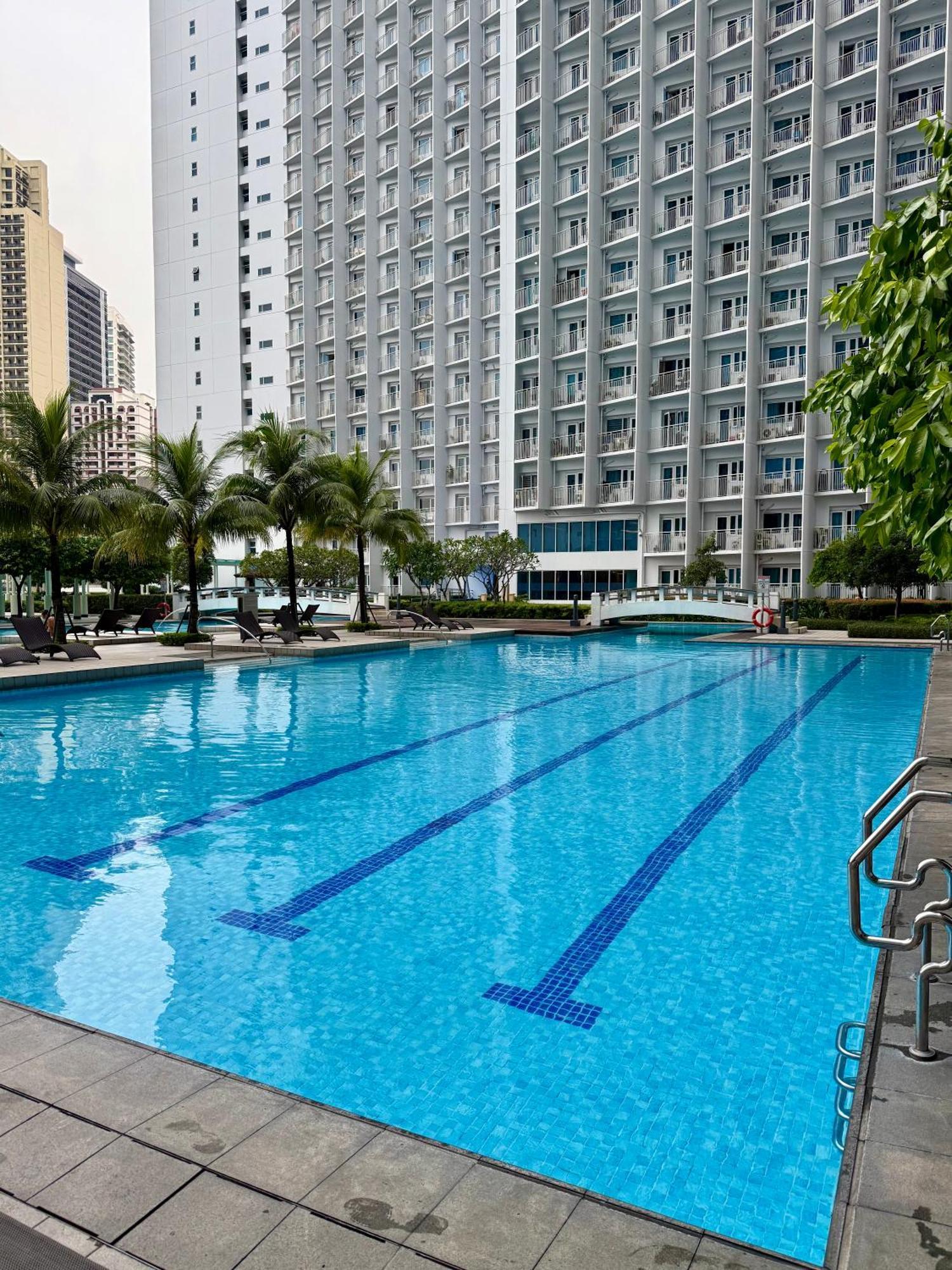 Serene Suite In Jazz Residences Makati City ภายนอก รูปภาพ